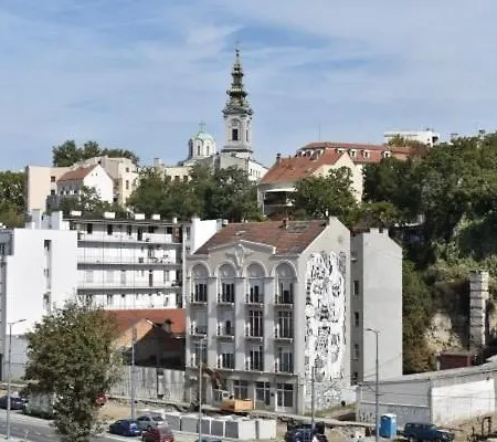 Apartment Central 25M2 Studio With Big Patio Belgrade