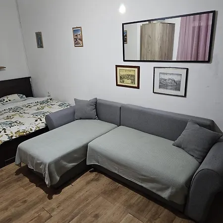 Central 25M2 Studio With Big Patio *